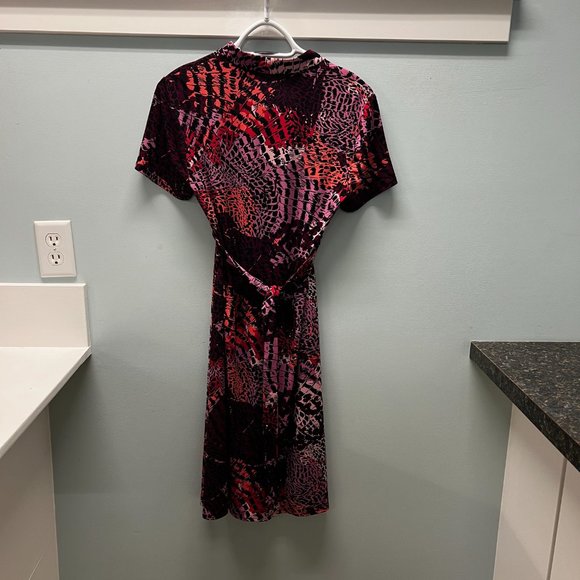 Tahari V-neck Jersey Dress Sz S - Picture 3 of 4